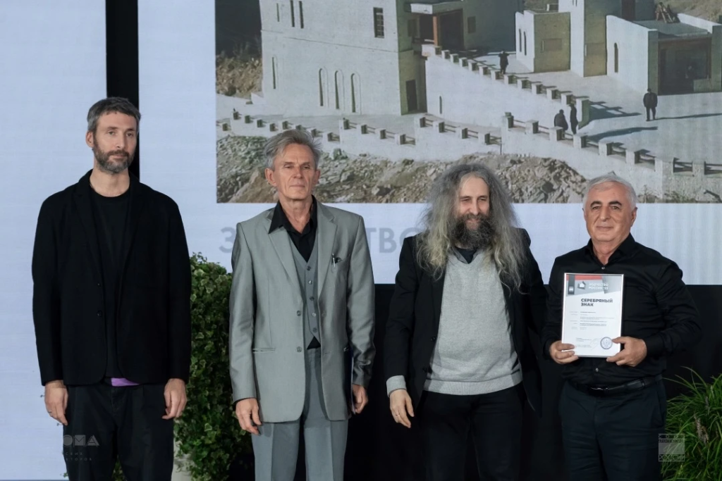 ️ Историко-мемориальный комплекс “Ахульго” стал серебряным призером конкурсной программы фестиваля «Зодчество. Россия. 2025»