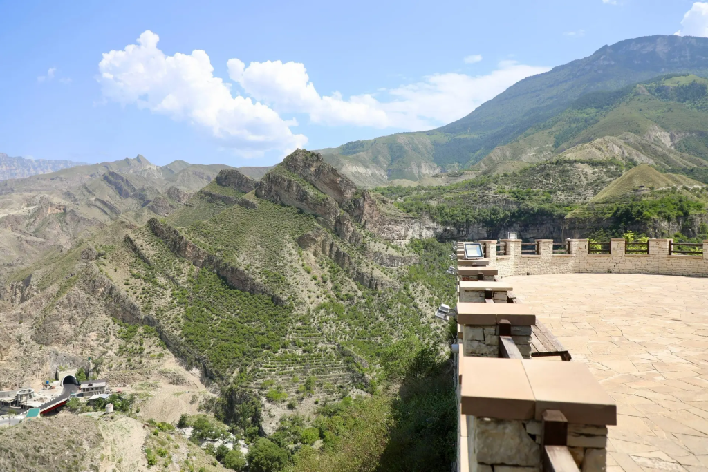 ️ Историко-мемориальный комплекс “Ахульго” стал серебряным призером конкурсной программы фестиваля «Зодчество. Россия. 2025»