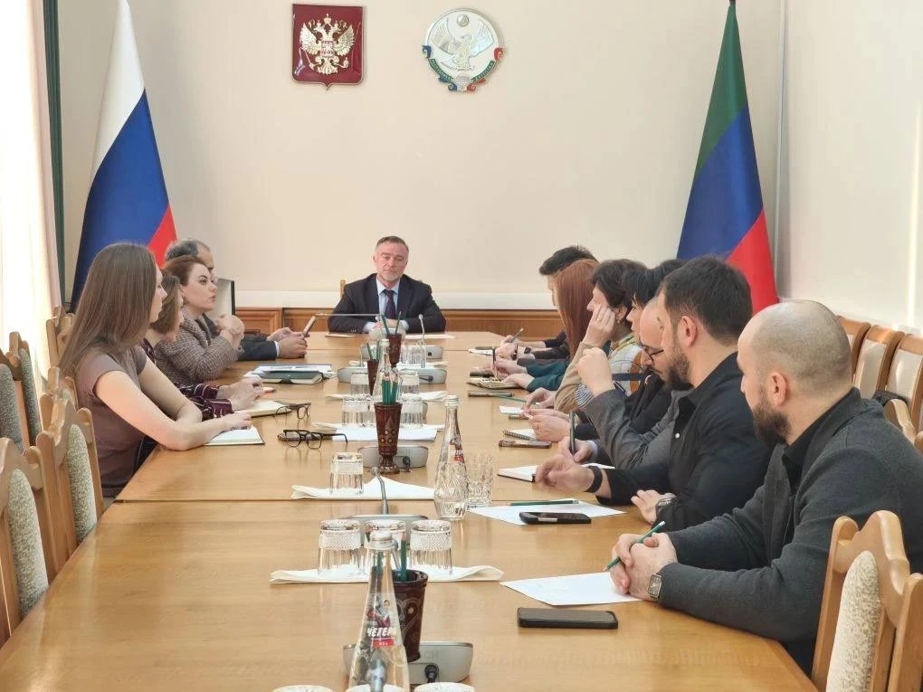 Сергей Меликов проведет в конце ноября «Прямую линию». Как проходит подготовка?